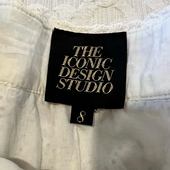 The Iconic Design Studio shorts size 8 - Picture 3 of 3